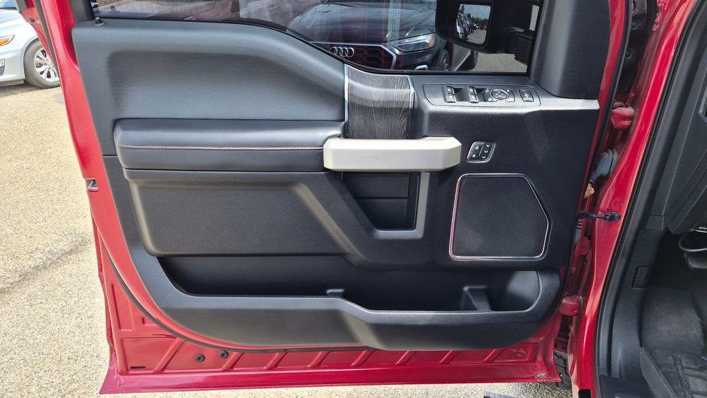 Used 2021 Ford F250 Lariat image 13