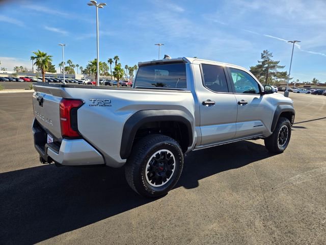 Certified 2024 Toyota Tacoma TRD Off-Road image 4