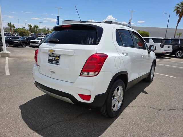 Certified 2022 Chevrolet Trax LT w/ LT Convenience Package FWD image 6