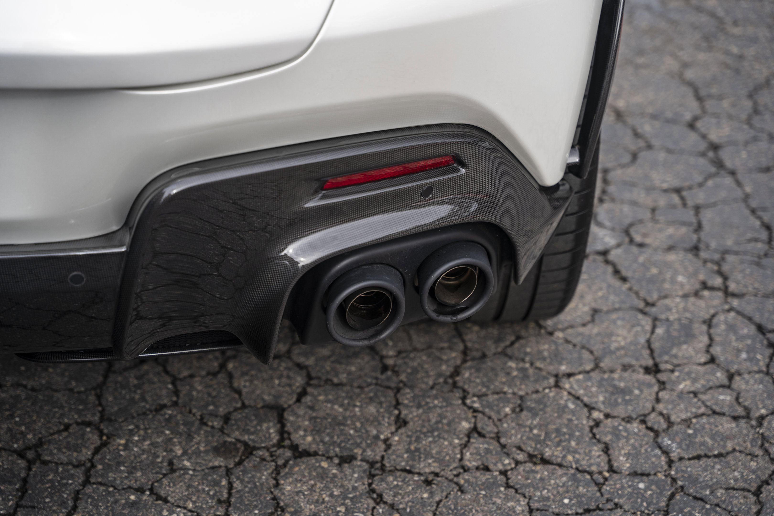 Certified 2024 Ferrari Purosangue AWD image 12