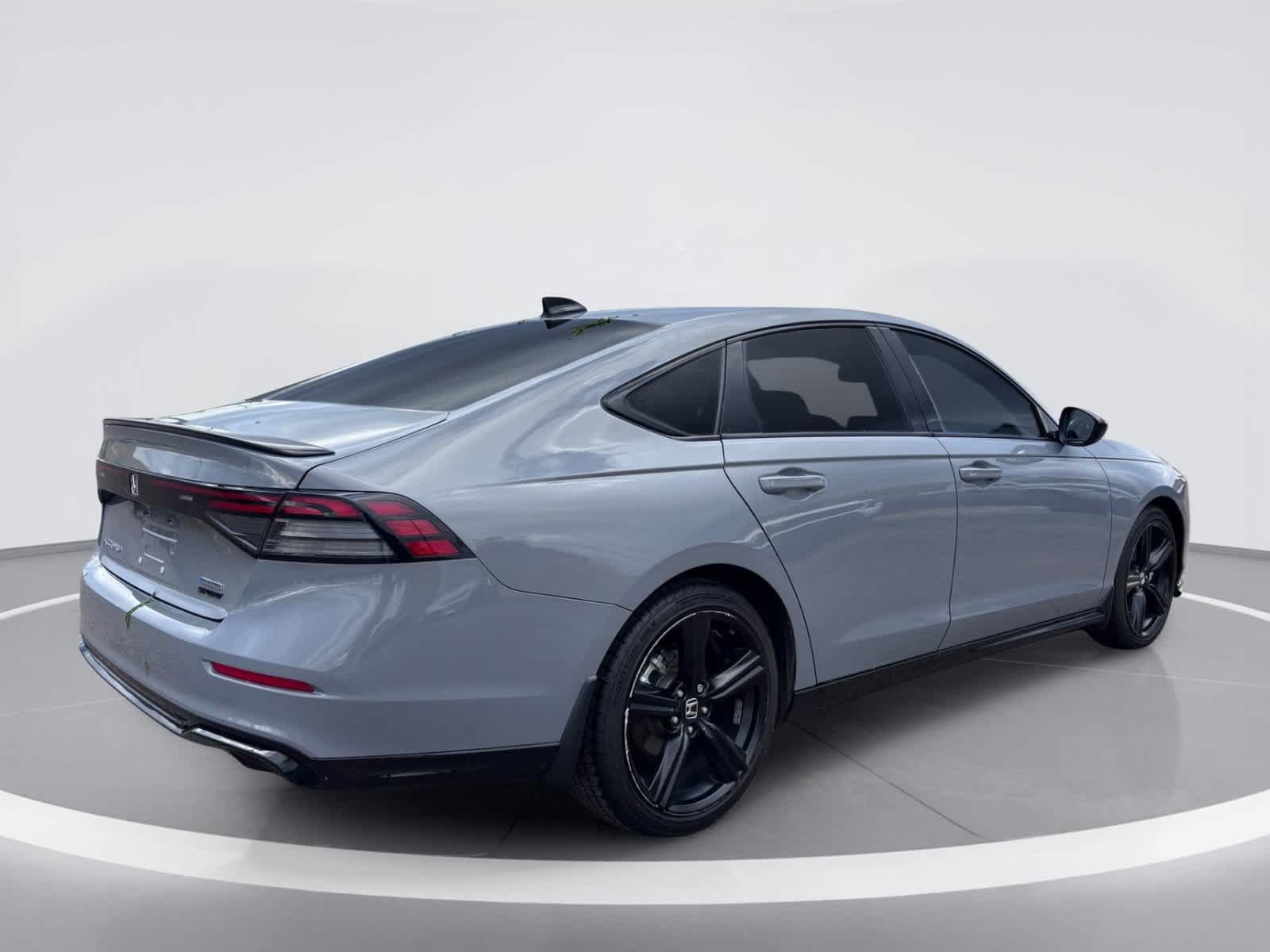 Used 2025 Honda Accord Sport image 6