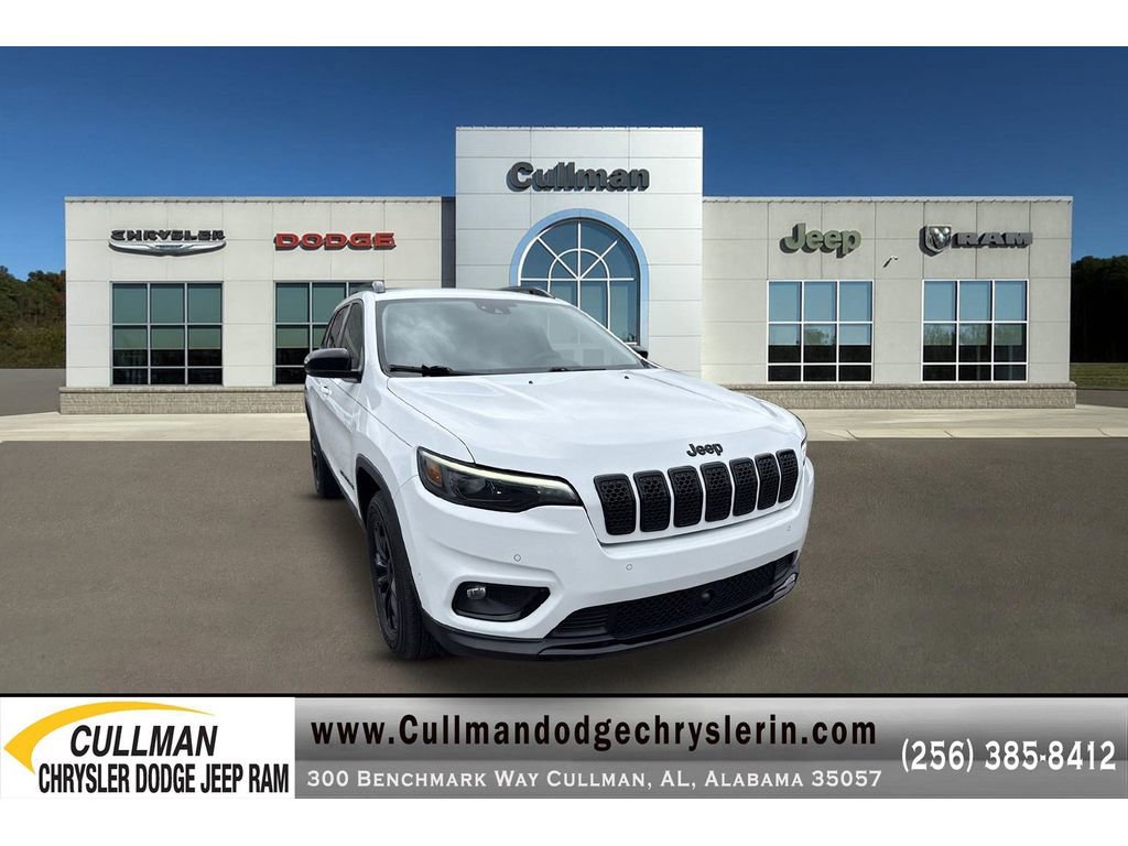 Used 2023 Jeep Cherokee Altitude Lux