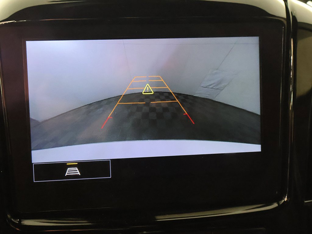 Used 2023 Chevrolet Traverse LT image 44