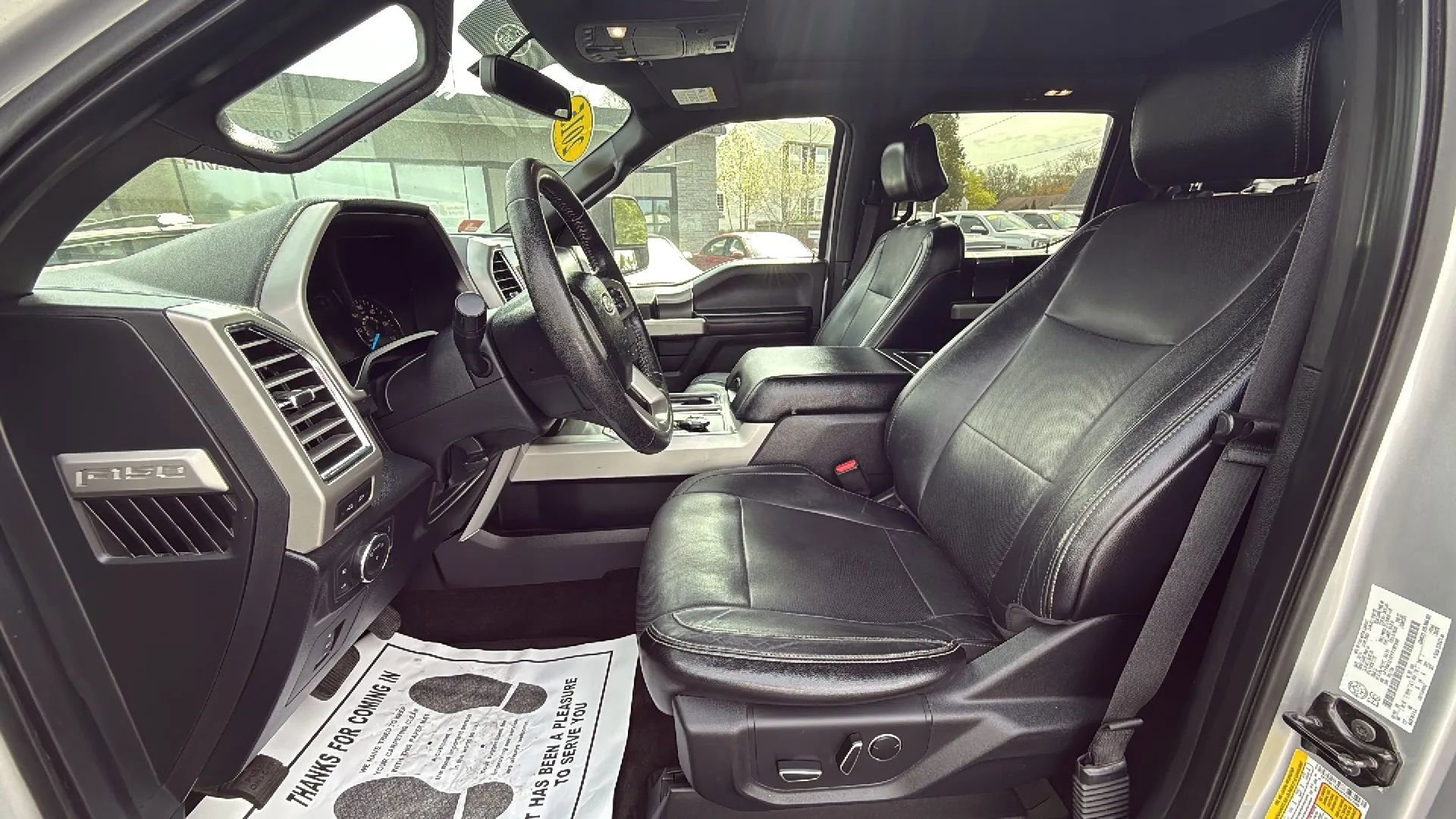 Used 2015 Ford F150 Lariat w/ Equipment Group 501A Mid image 9
