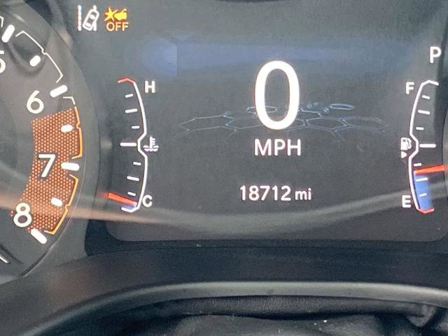 Used 2024 Jeep Compass Limited image 8