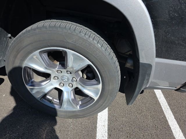 Used 2019 RAM 1500 Laramie AWD/4WD image 21