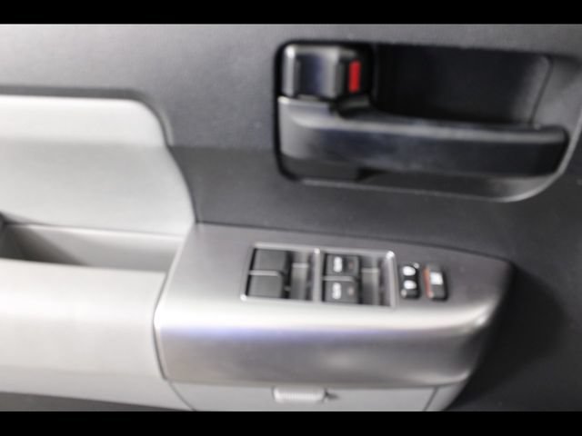 Used 2018 Toyota Sequoia SR5 w/ Premium Package AWD/4WD image 15