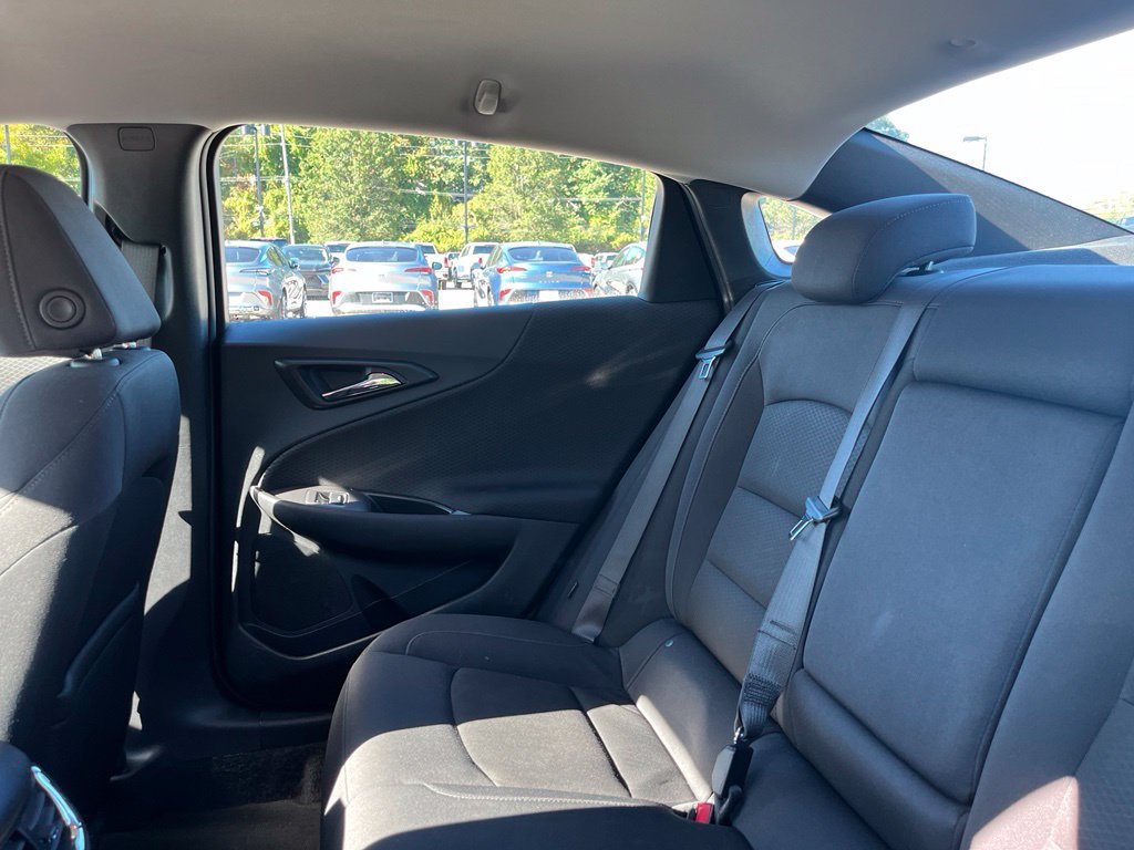Used 2023 Chevrolet Malibu LT FWD image 17