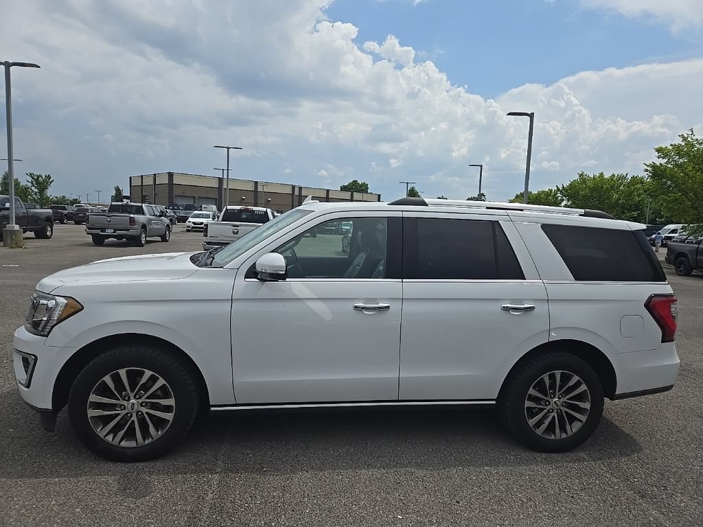 Used 2018 Ford Expedition Limited w/ Equipment Group 301A AWD/4WD image 5