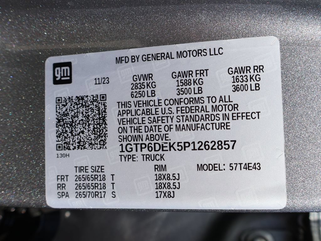 Certified 2023 GMC Canyon AT4 w/ AT4 Premium Package AWD/4WD image 37