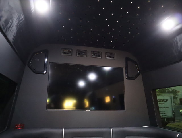 Used 2021 Mercedes-Benz Sprinter 3500 image 54