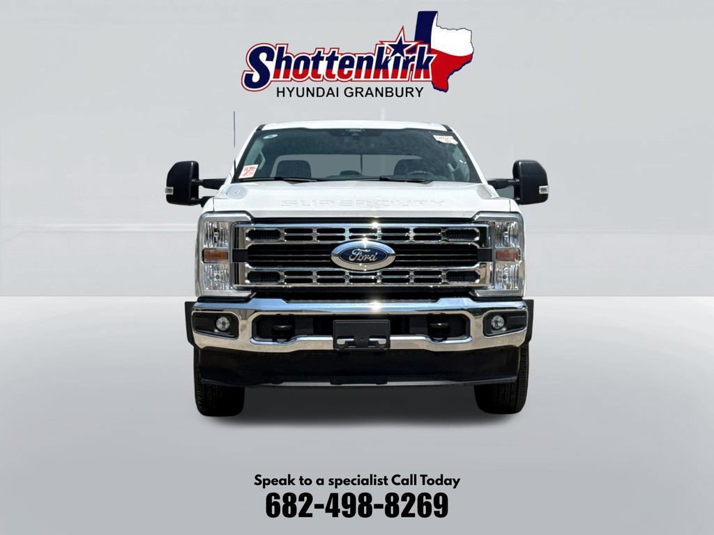 Used 2026 Ford F250 XLT AWD/4WD image 2