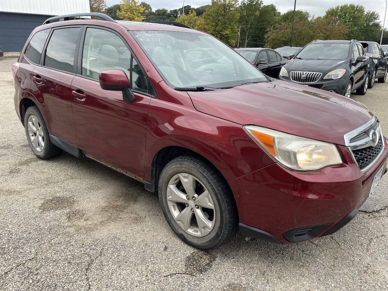 Used 2014 Subaru Forester 2.5i Premium w/ All-Weather Package AWD/4WD image 4