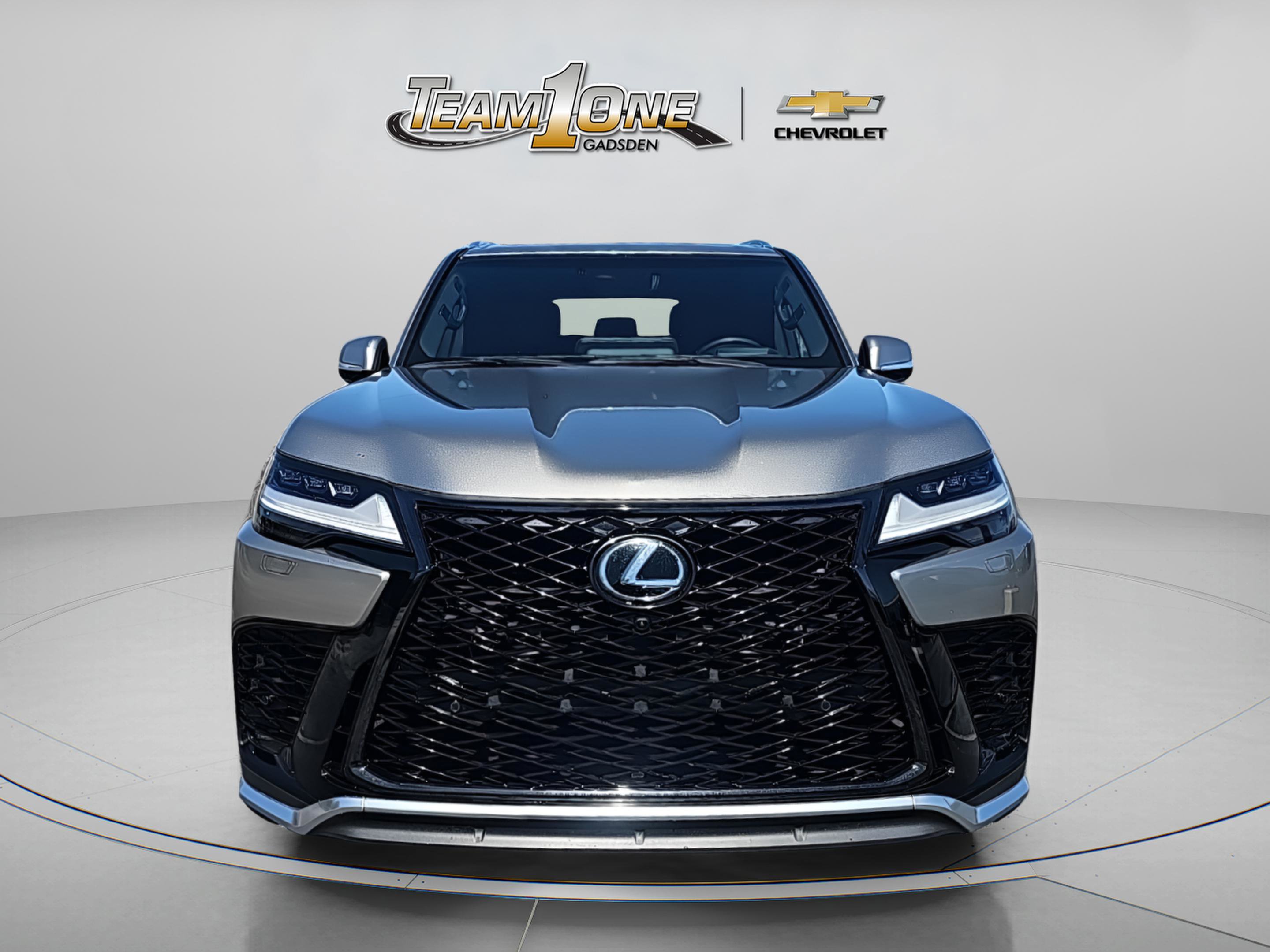 Used 2023 Lexus LX 600 F Sport image 2