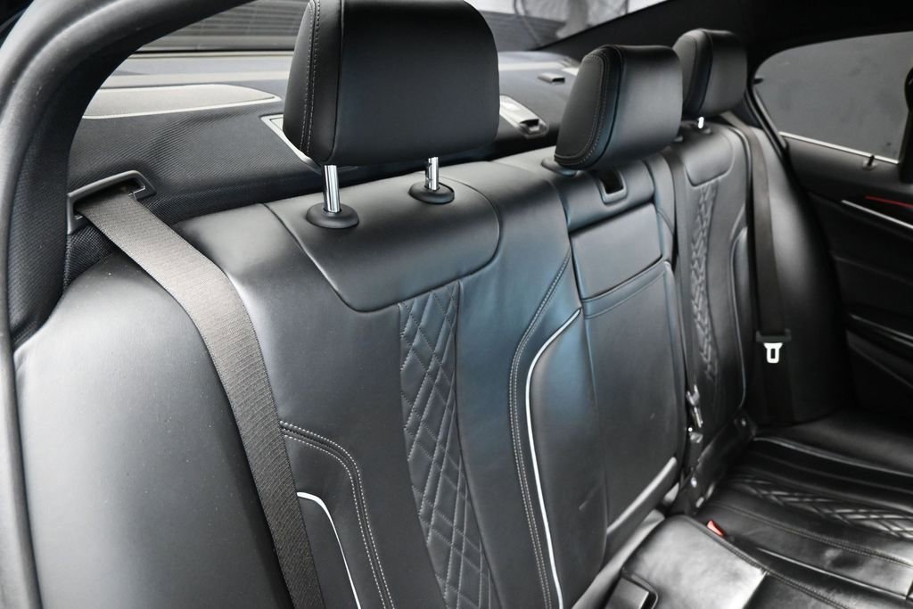 Used 2019 BMW 530i w/ Premium Package RWD image 52