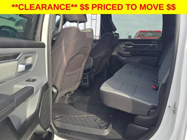 Used 2022 RAM 1500 Big Horn AWD/4WD image 17