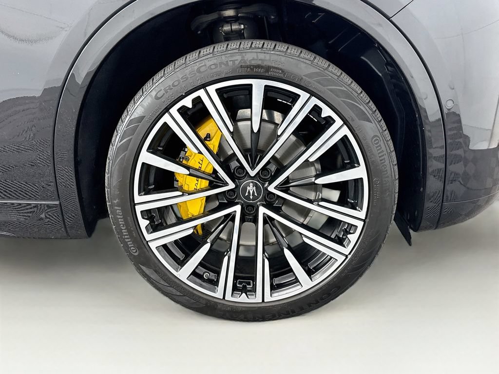Used 2023 Maserati Grecale Modena AWD/4WD image 31