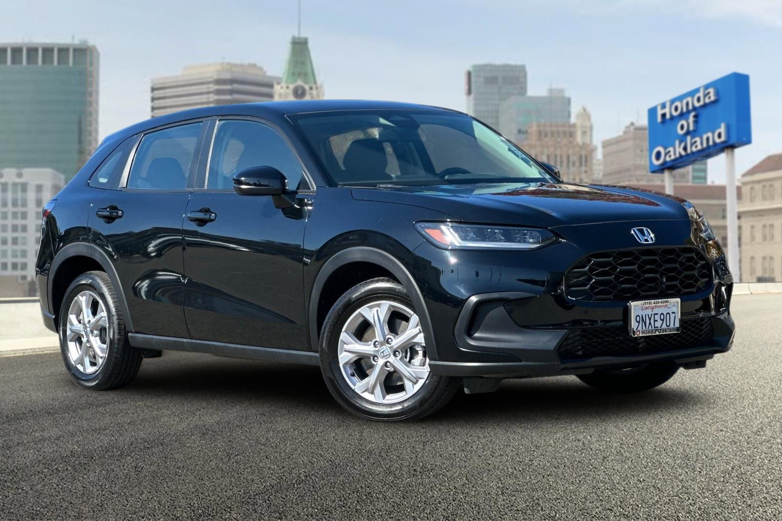 Used 2024 Honda HR-V LX image 2