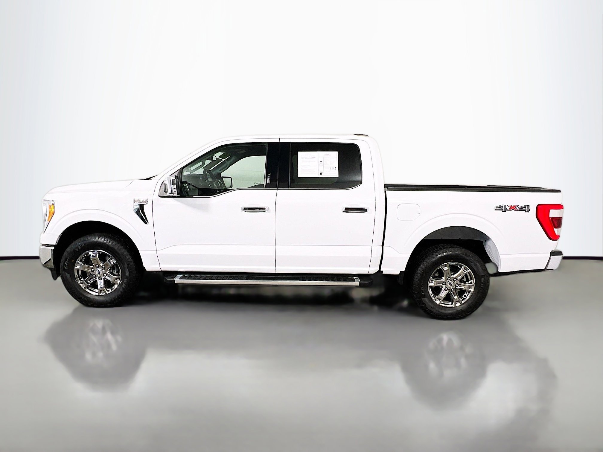 Used 2023 Ford F150 Lariat image 9