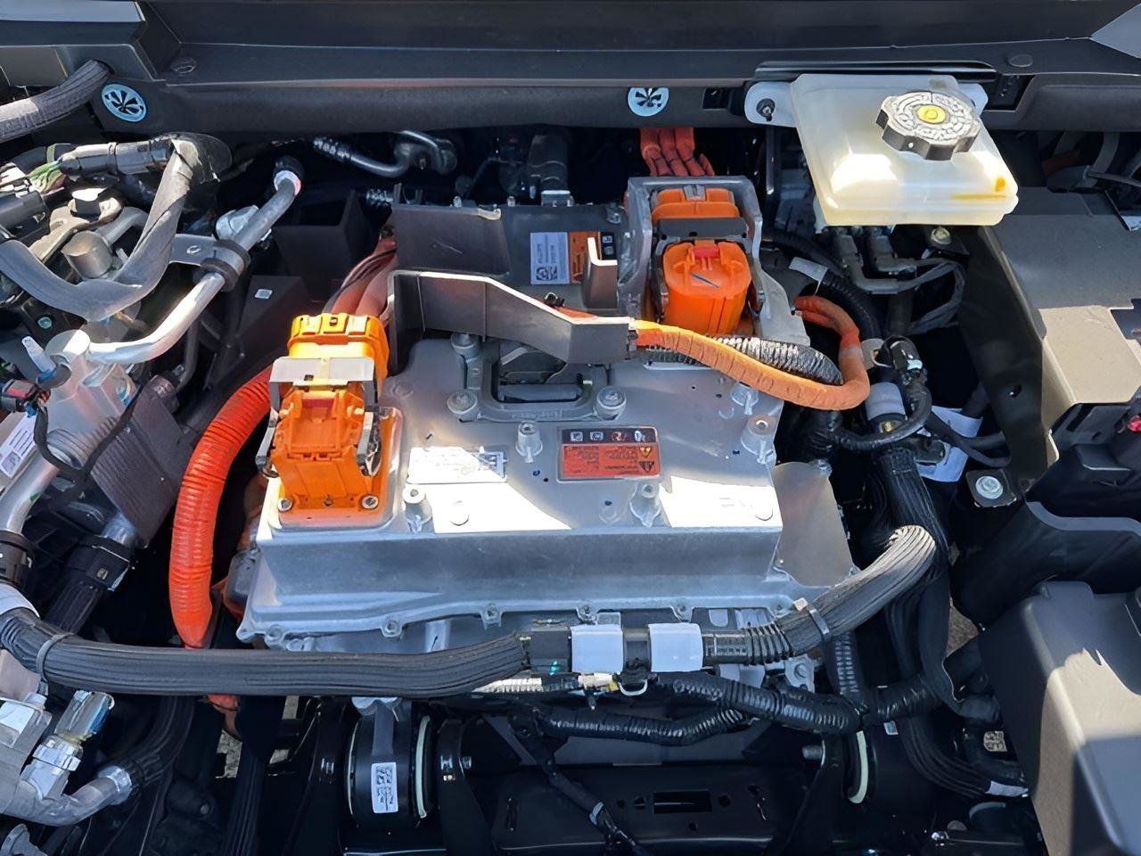 New 2025 Chevrolet Equinox EV RS image 9