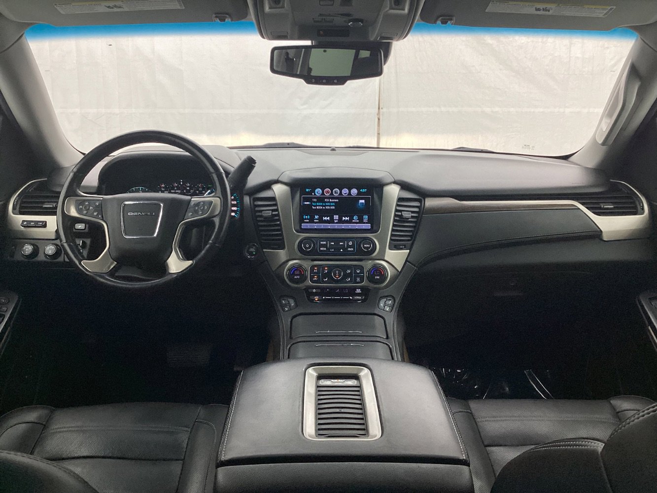 Used 2020 GMC Yukon XL Denali image 28