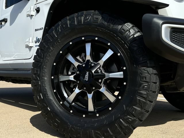 Used 2021 Jeep Wrangler Unlimited Sahara w/ Cold Weather Group AWD/4WD image 10