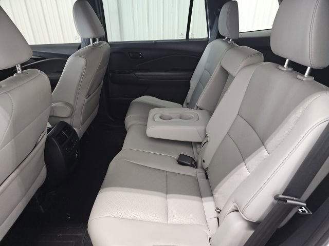 Used 2023 Honda Passport Elite image 19