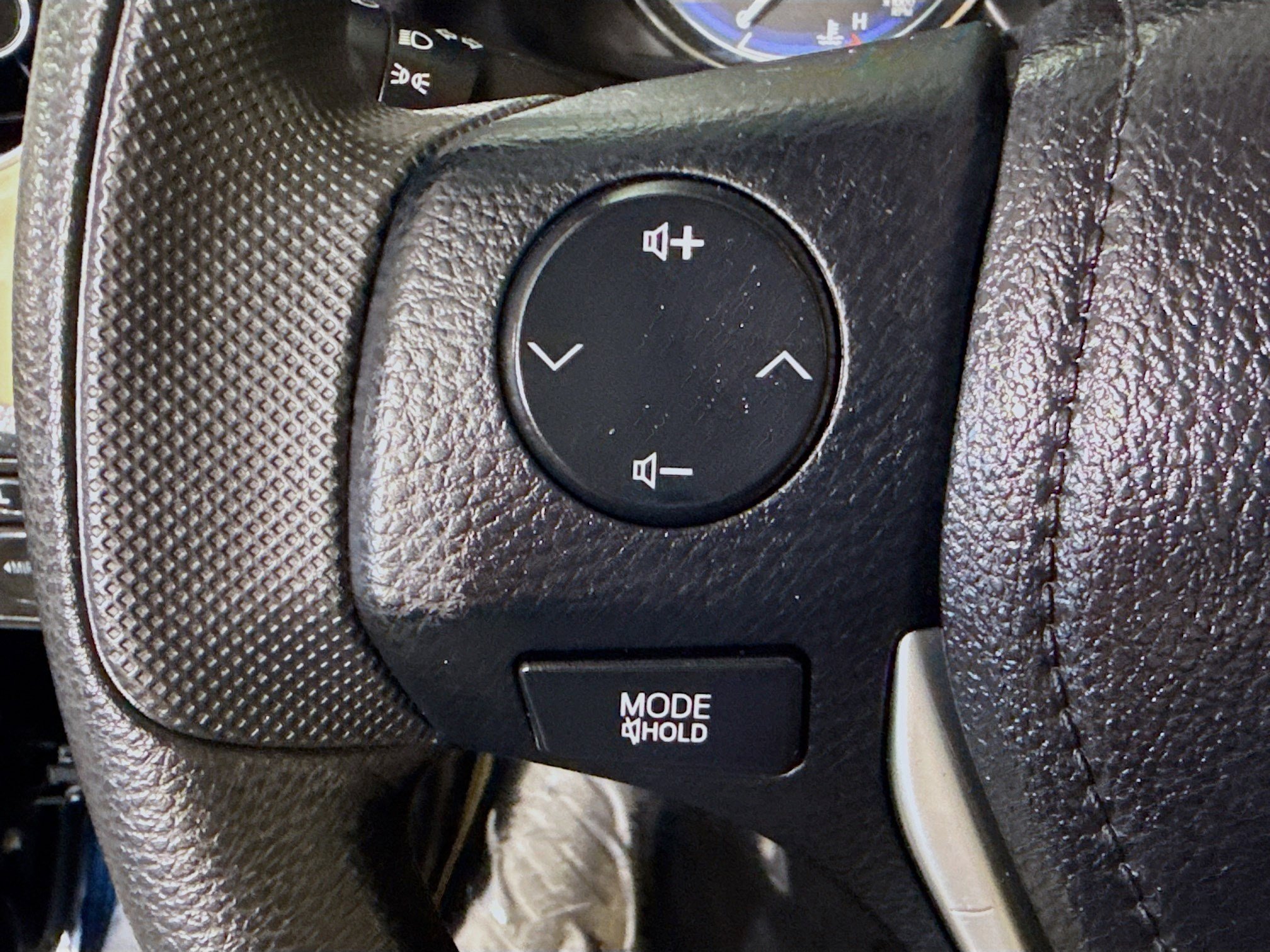 Used 2019 Toyota Corolla LE image 14