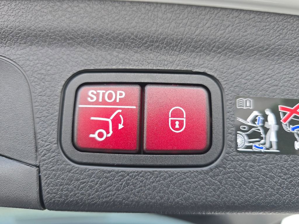 New 2026 Mercedes-Benz GLE 450 4MATIC image 18