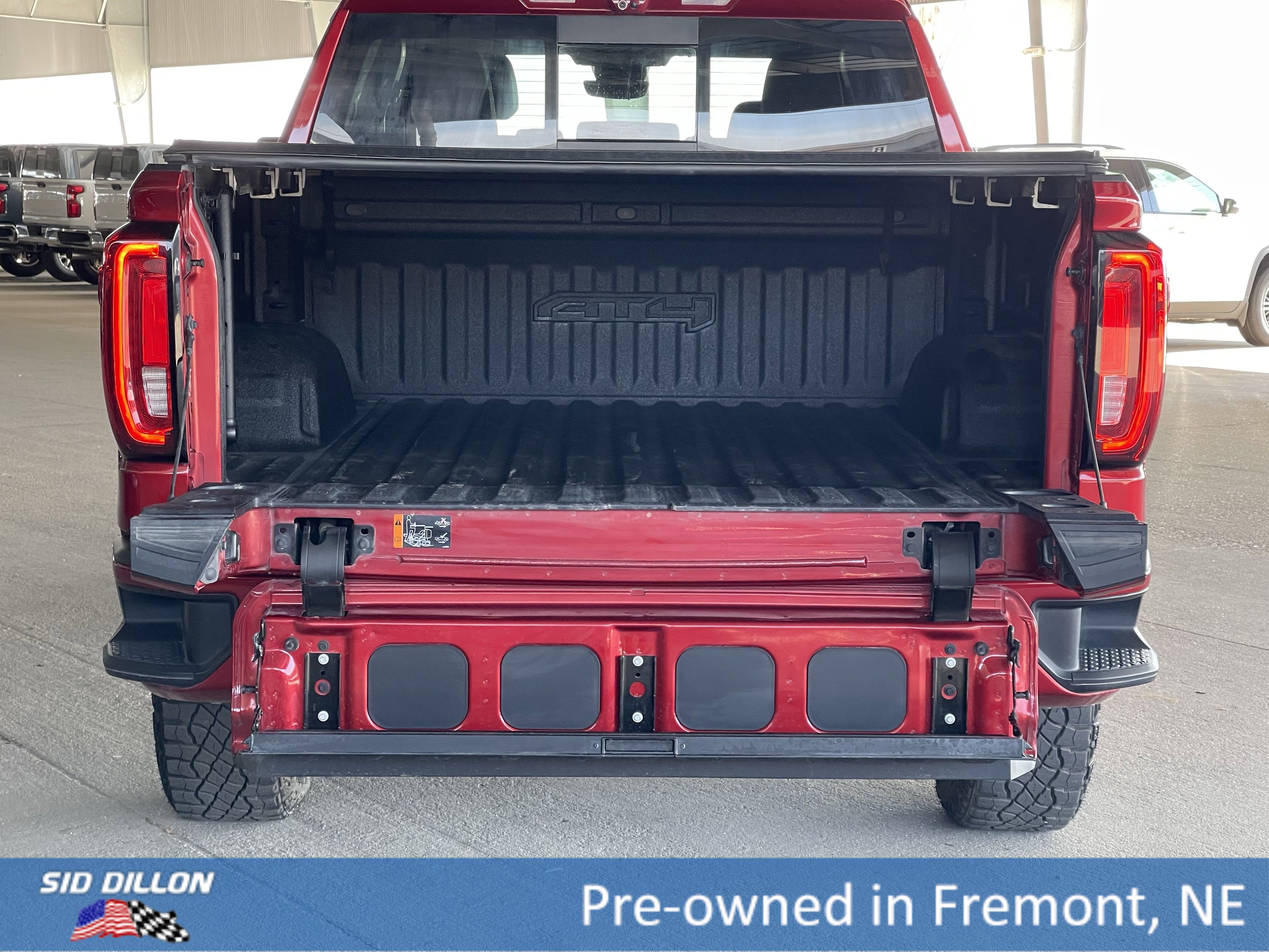 Used 2024 GMC Sierra 1500 AT4 w/ Technology Package image 16