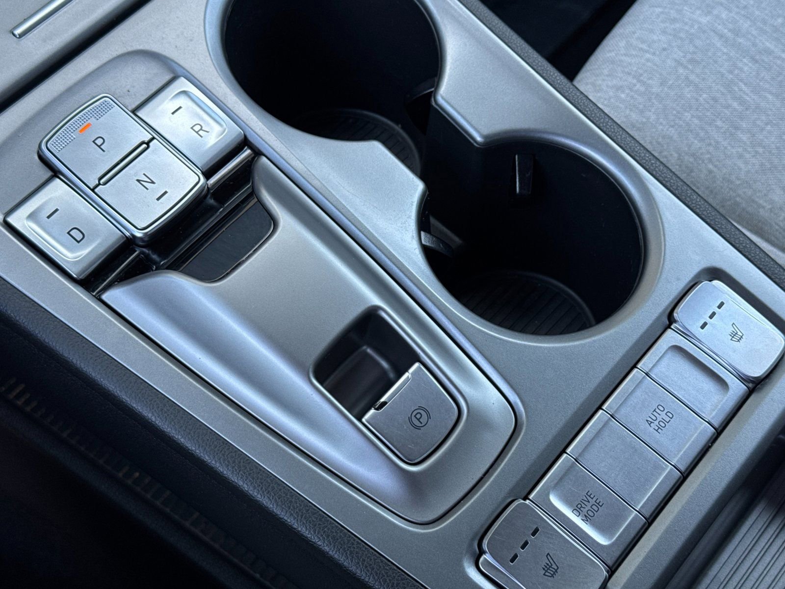 Used 2023 Hyundai Kona SE FWD image 21