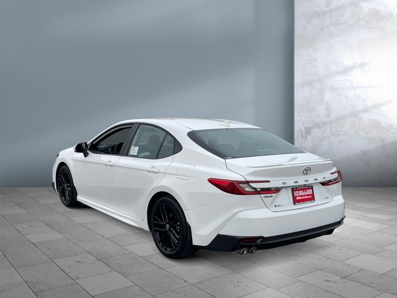New 2026 Toyota Camry SE FWD image 4
