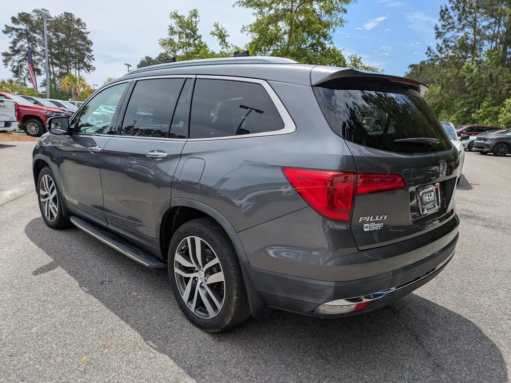Used 2017 Honda Pilot Elite image 6