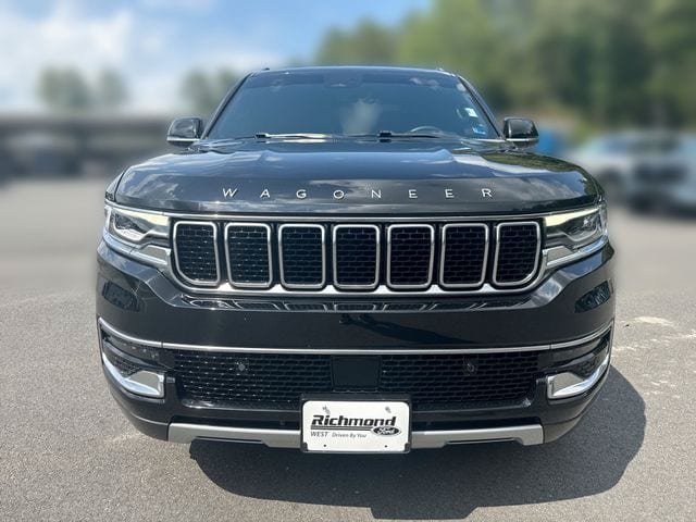Used 2022 Jeep Wagoneer Series II AWD/4WD image 3
