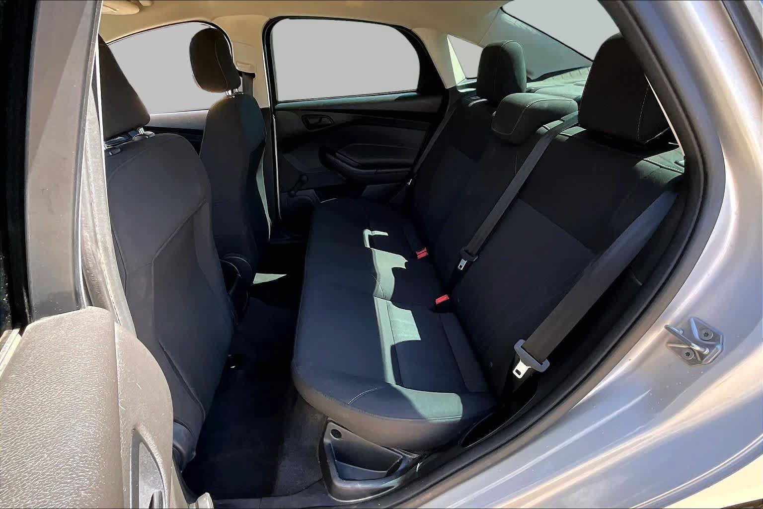 Used 2015 Ford Focus S FWD image 19