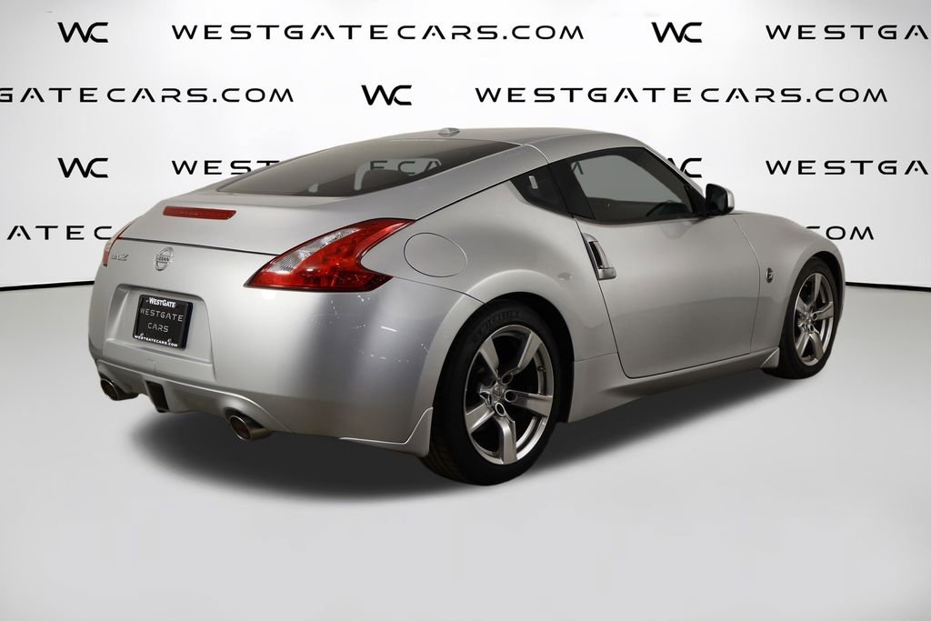 Used 2009 Nissan 370Z Touring image 37