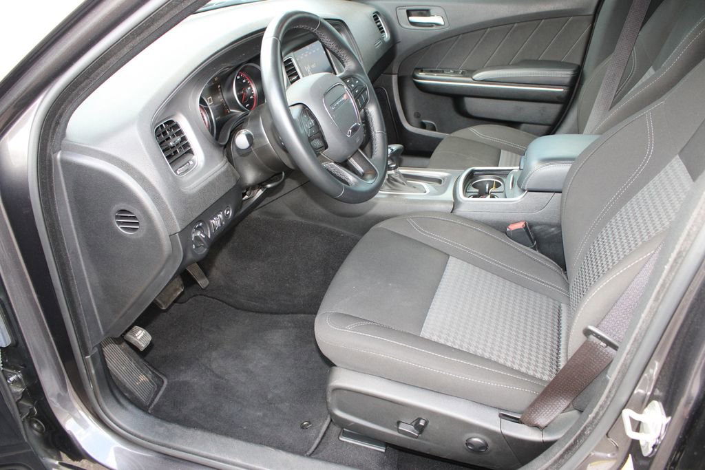 Used 2023 Dodge Charger SXT image 11