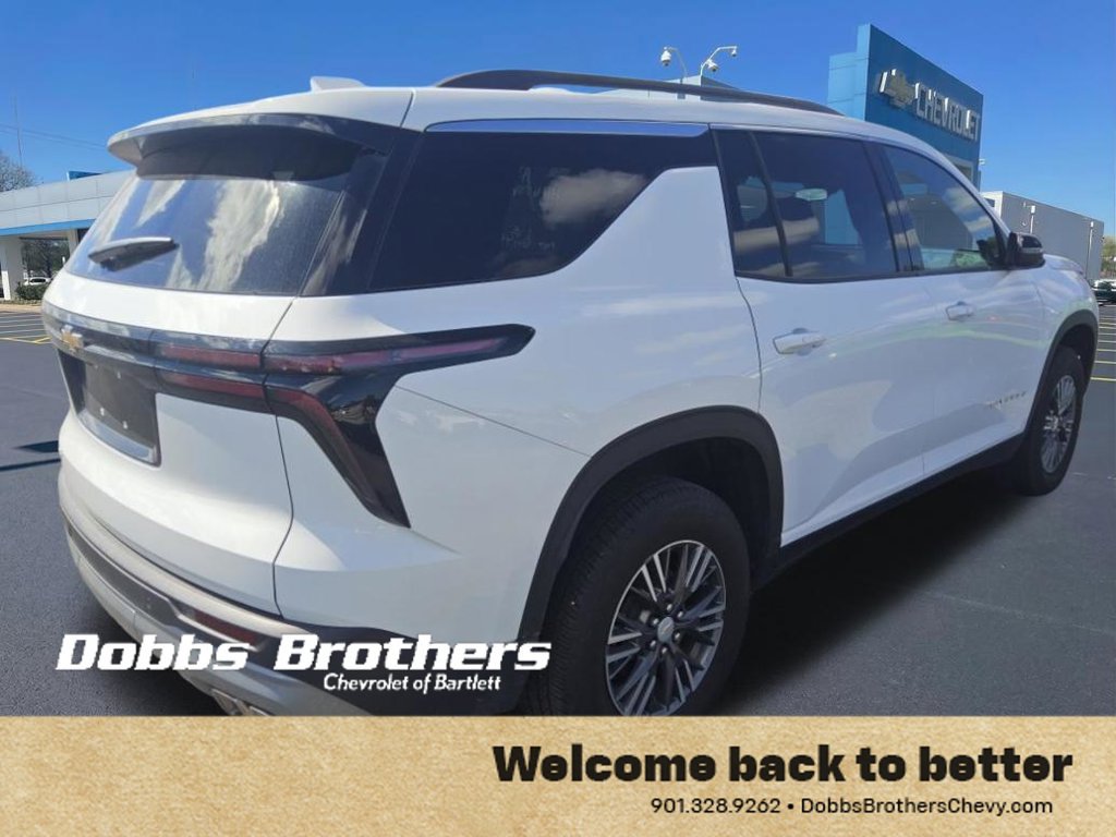 Used 2026 Chevrolet Traverse LT FWD image 17