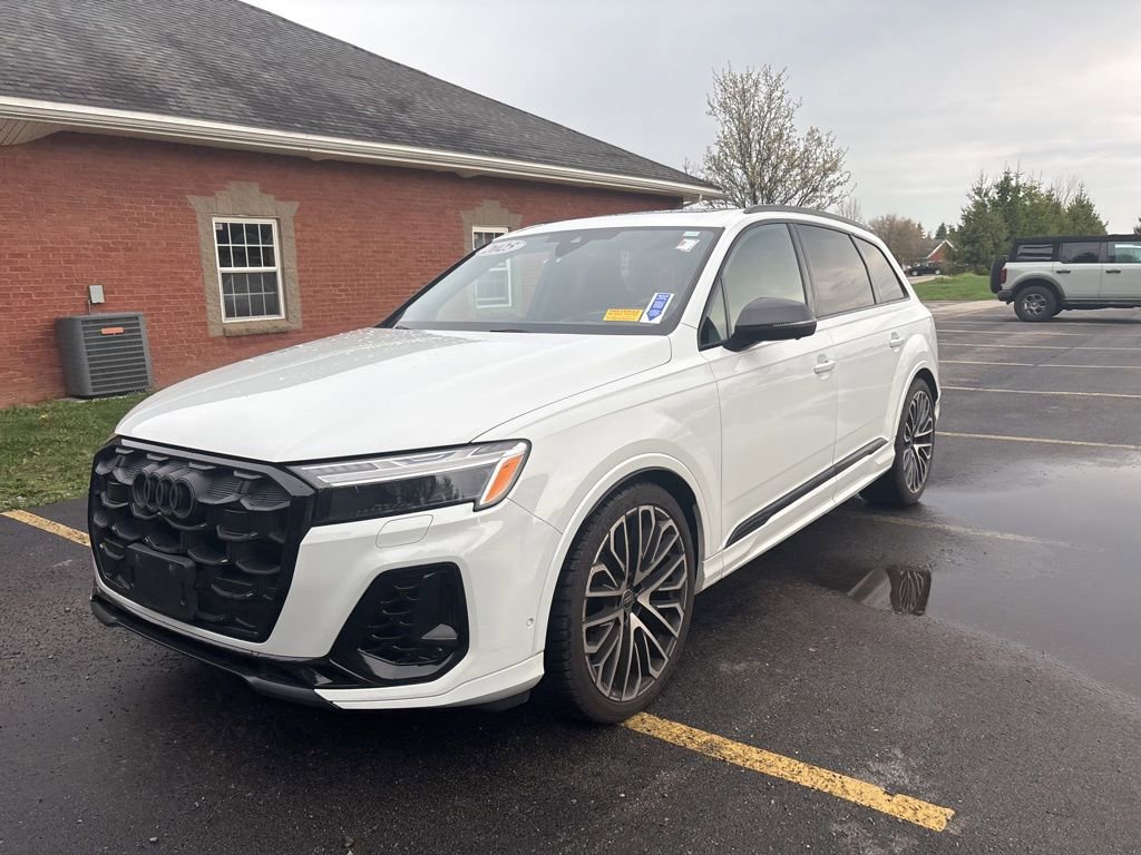 Used 2025 Audi SQ7 Prestige AWD/4WD image 8