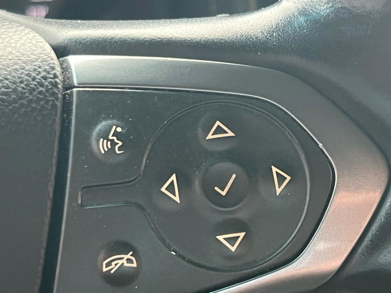 Used 2015 Chevrolet Silverado 1500 LTZ Z71 w/ Midnight Edition AWD/4WD image 61