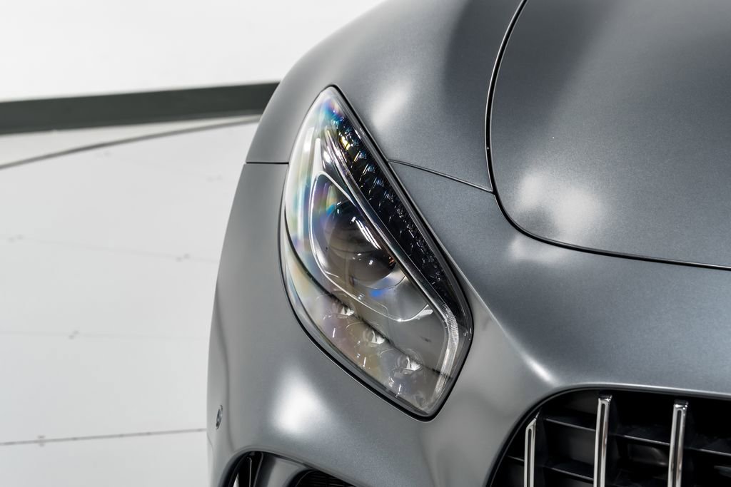 Used 2018 Mercedes-Benz AMG GT R image 36