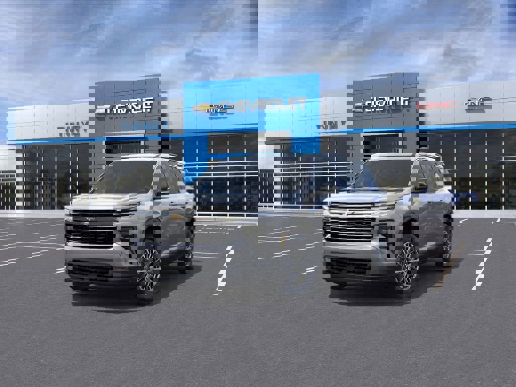 New 2026 Chevrolet Traverse LT w/ Enhanced Driving Package image 8