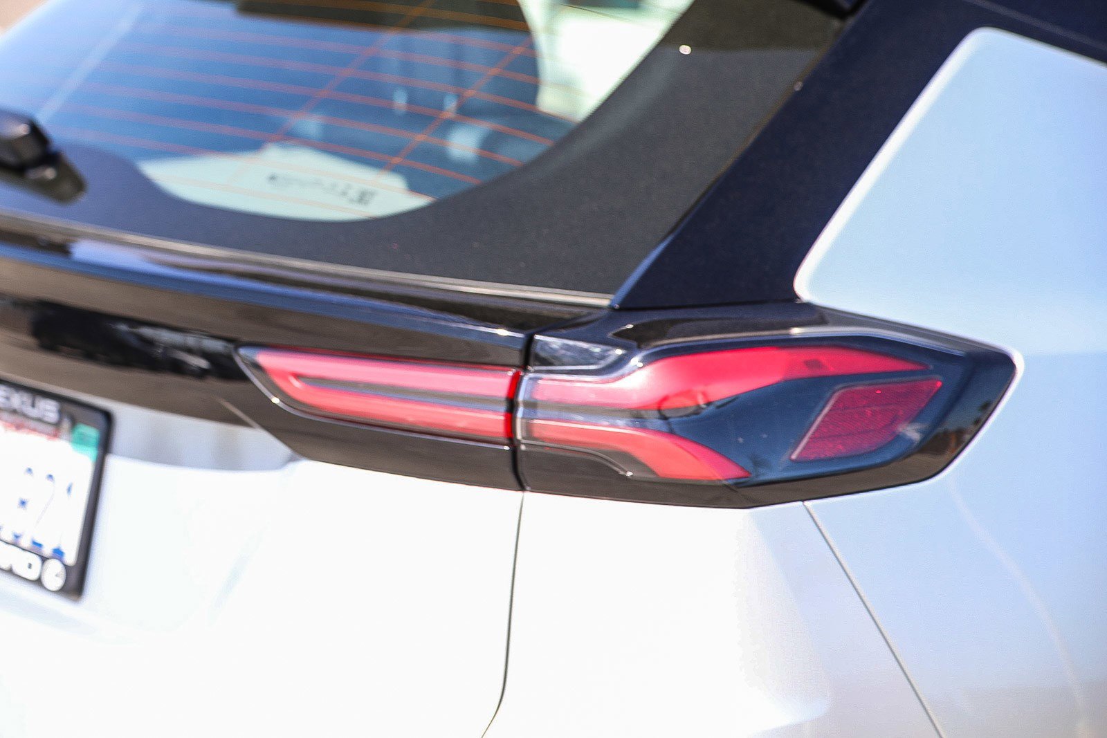 Used 2023 Chevrolet Bolt EUV Premier image 9