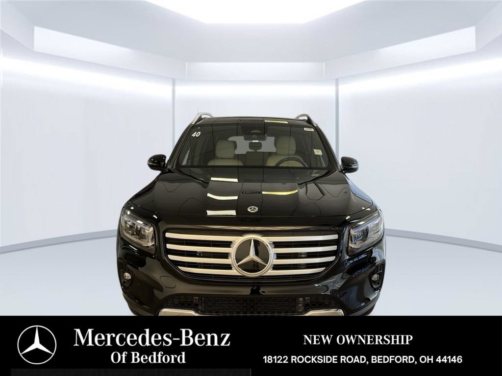 Used 2026 Mercedes-Benz GLB 250 4MATIC image 7