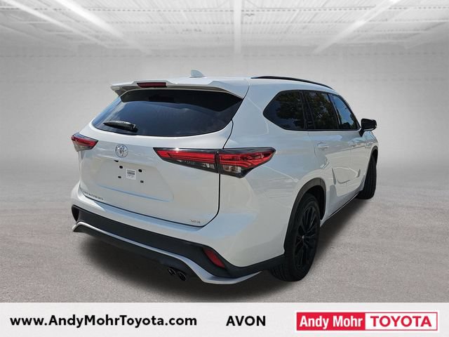 Used 2023 Toyota Highlander XSE FWD image 7
