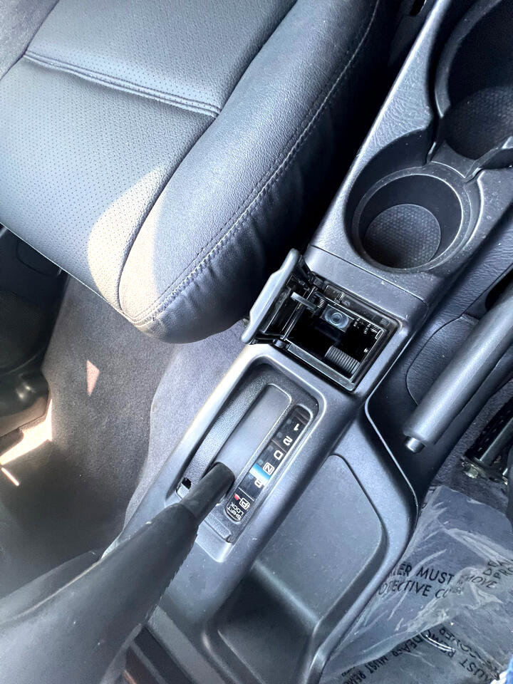 Used 2001 Nissan Pathfinder LE image 43