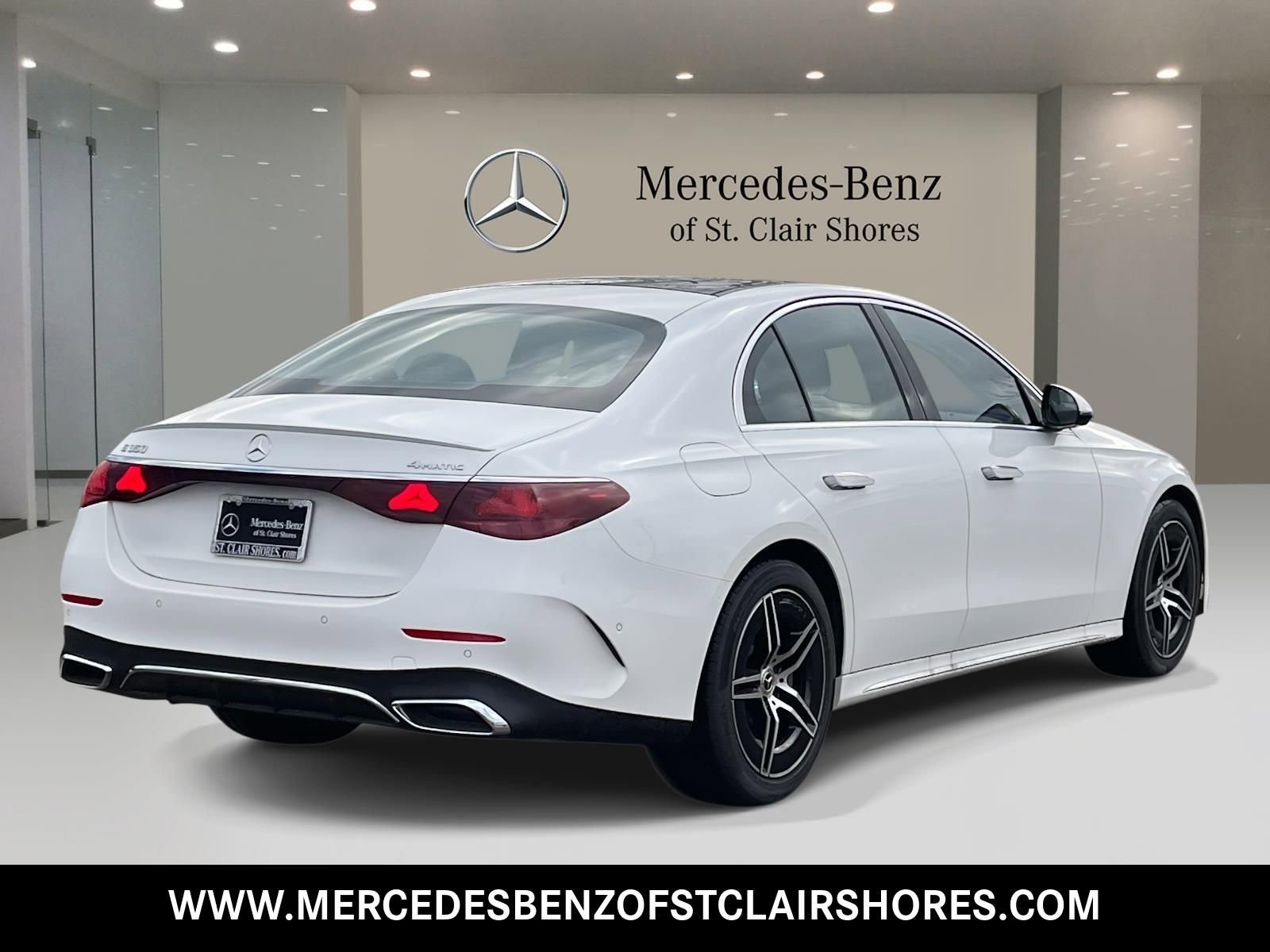 New 2026 Mercedes-Benz E 350 4MATIC Sedan image 5