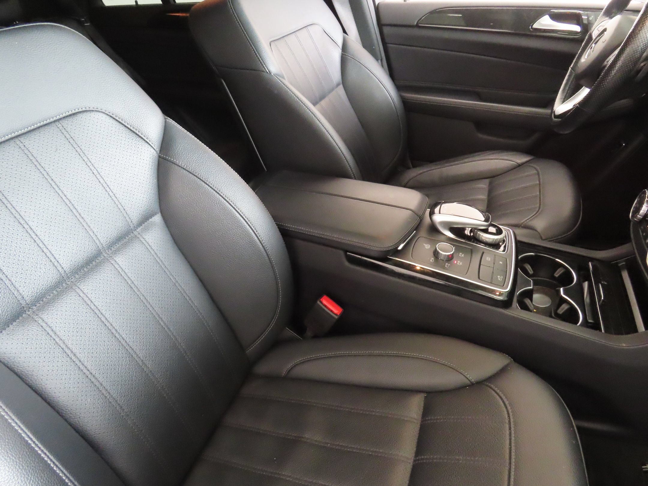 Used 2018 Mercedes-Benz GLE 350 4MATIC image 29