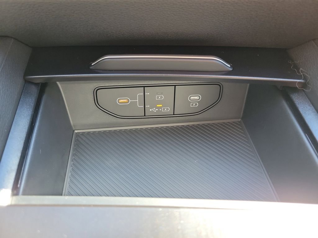 New 2026 Kia Sportage LX FWD image 33