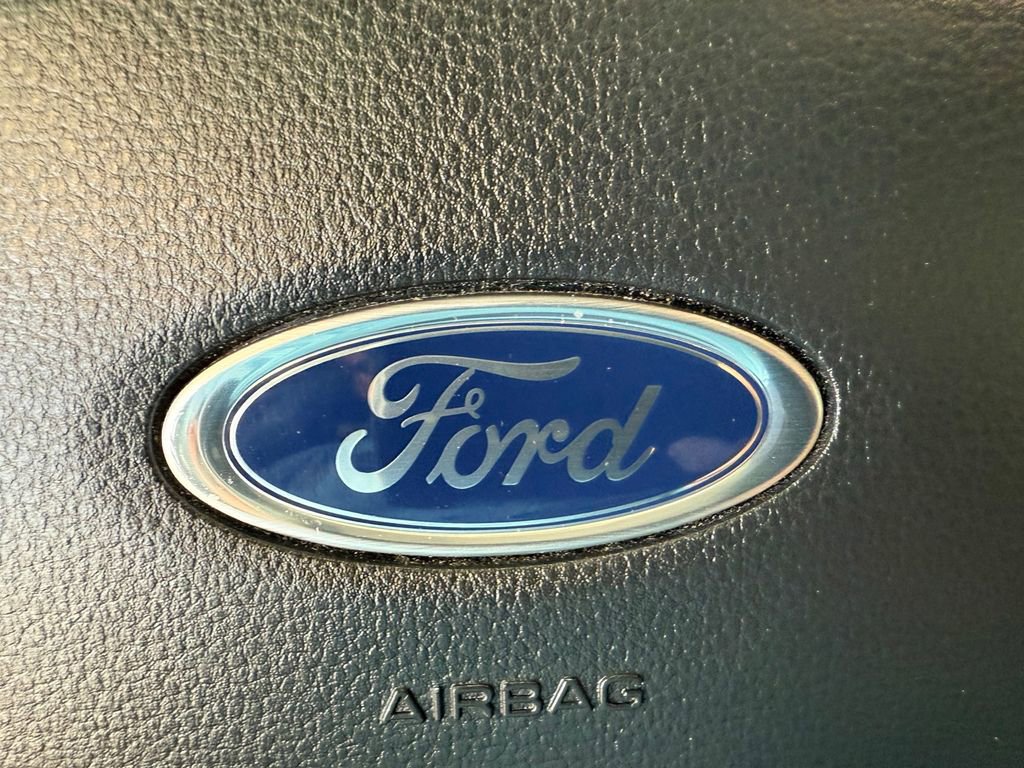 Used 2023 Ford Explorer XLT w/ Equipment Group 202A image 18